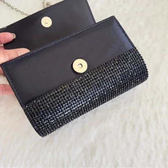 Elegant Black Beaded Clutch - Picture 7 of 7